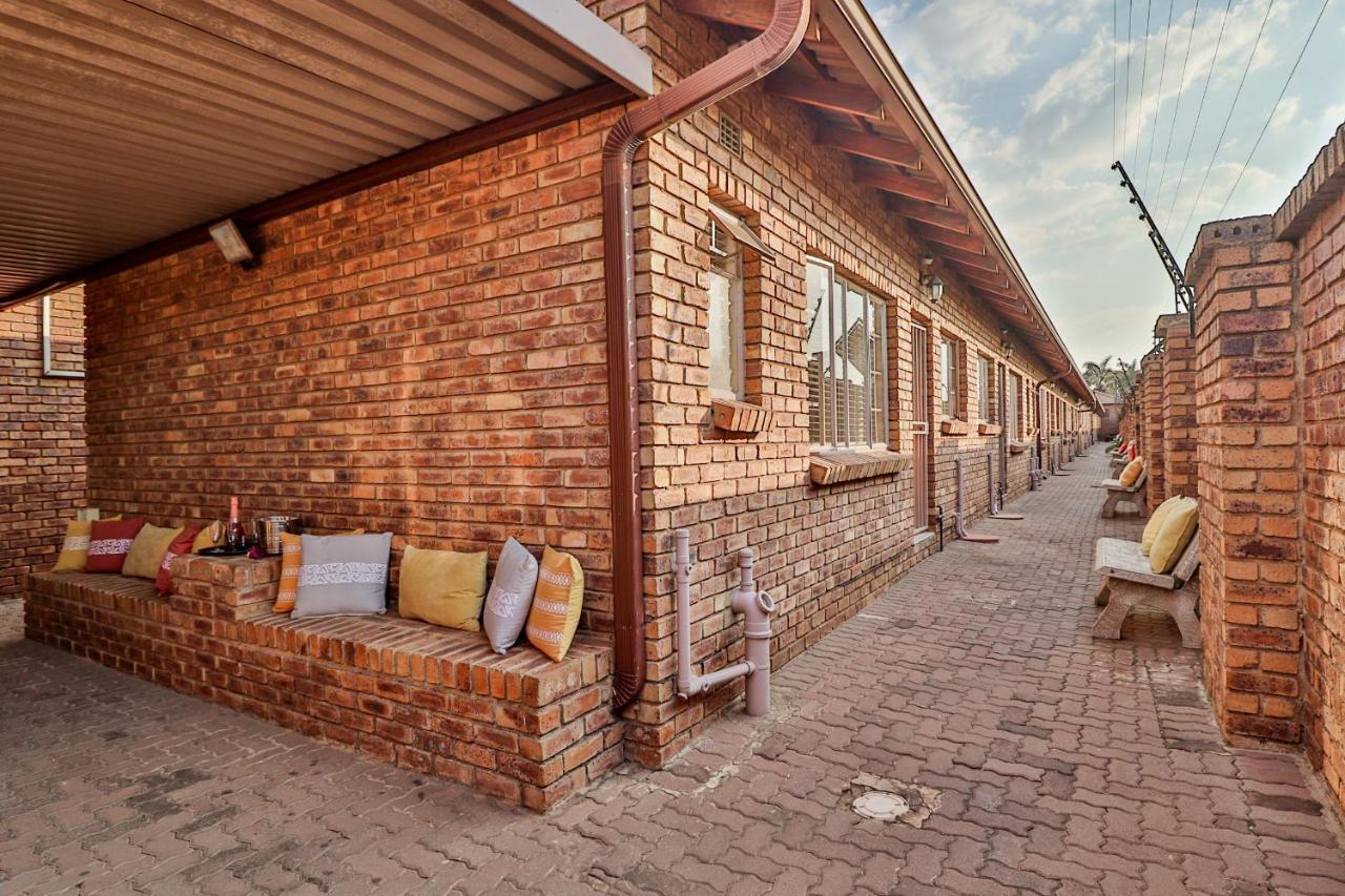 Rudman Townhouses Self-Catering Accommodation Boksburg Ngoại thất bức ảnh