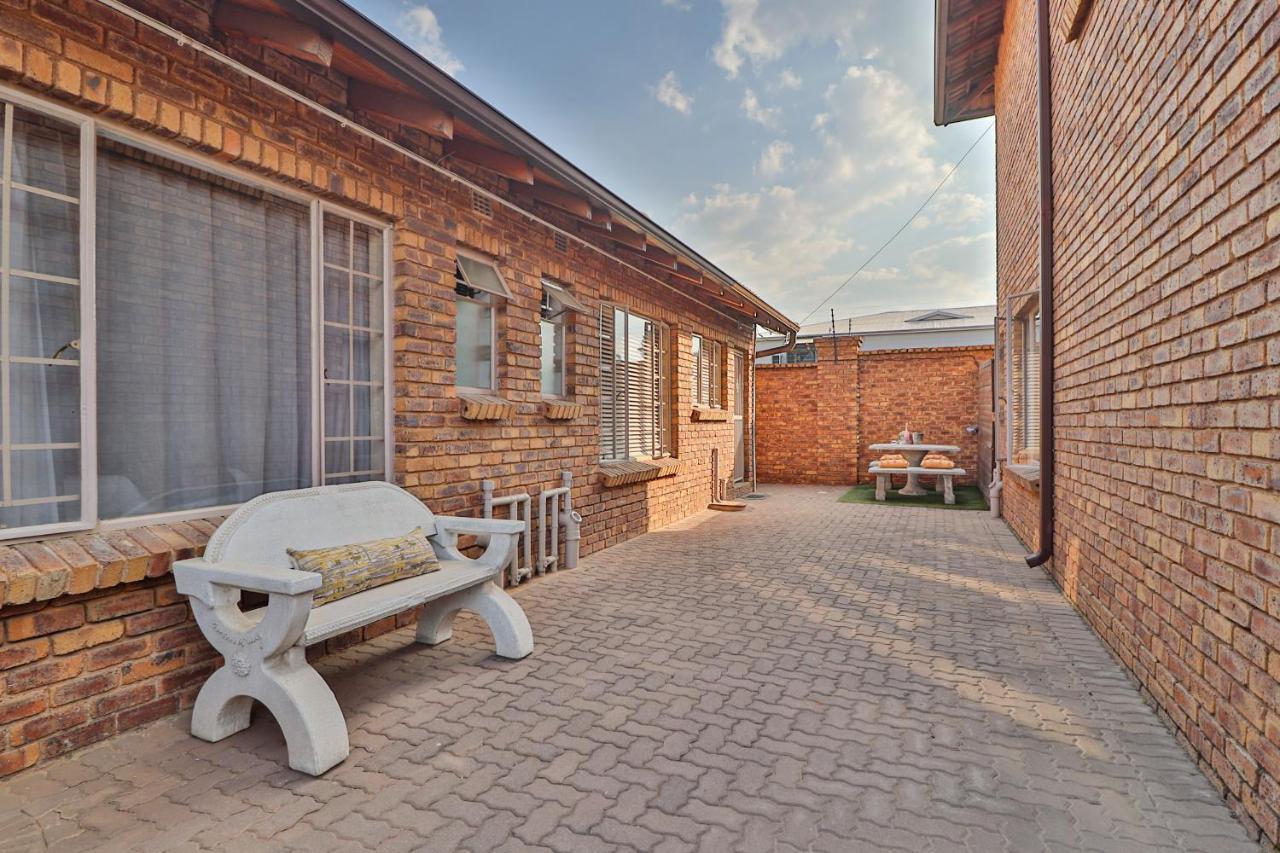 Rudman Townhouses Self-Catering Accommodation Boksburg Ngoại thất bức ảnh