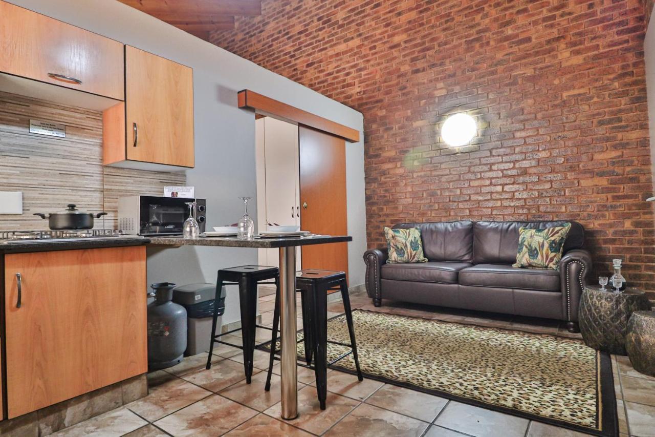 Rudman Townhouses Self-Catering Accommodation Boksburg Ngoại thất bức ảnh