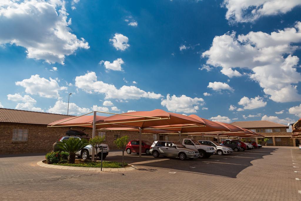 Rudman Townhouses Self-Catering Accommodation Boksburg Ngoại thất bức ảnh